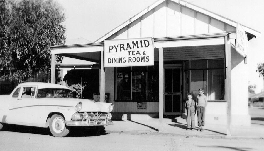 Pyramid Tea & Dining Rooms in Carnamah 